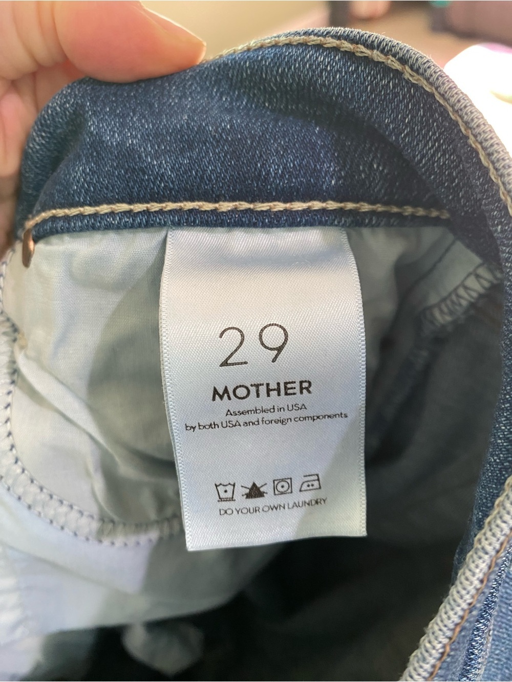 MOTHER The Mid Rise Dazzler Ankle Jeans in Satisfaction Guaranteed Size 29 - Picture 13 of 15